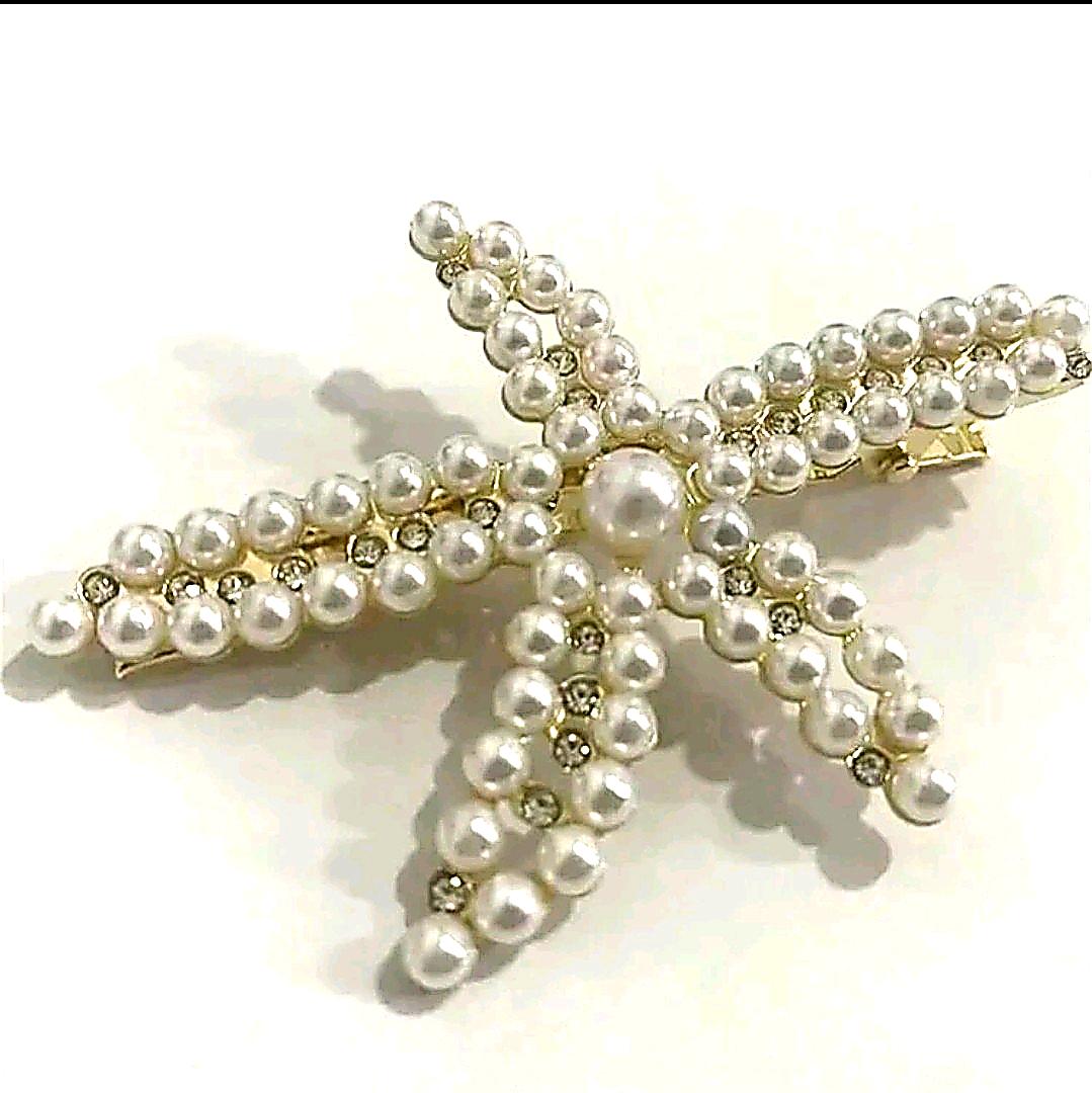 Clip accesorio para el cabello diseño estrella de mar con perlas